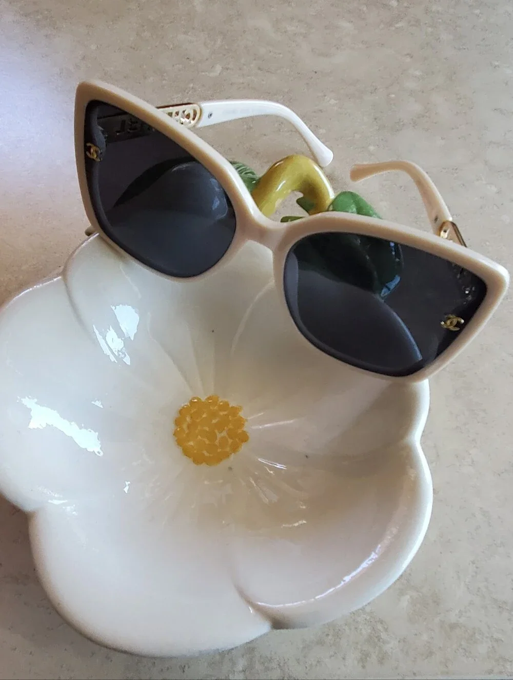 Classic Cat-Eye Sunglasses in Cream - Designer Style